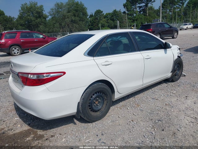 صورة 4 لـ 2016 Toyota CAMRY LE