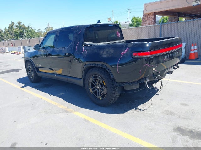 2023 Rivian R1T ADVENTURE QUAD MOTOR LARGE PACK photo 3