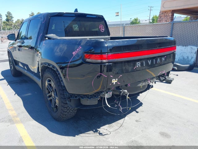 2023 Rivian R1T ADVENTURE QUAD MOTOR LARGE PACK photo 6
