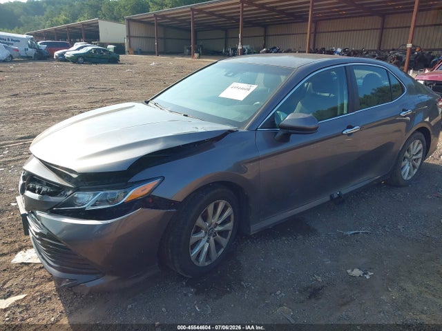 2018 Toyota CAMRY LE 照片 2