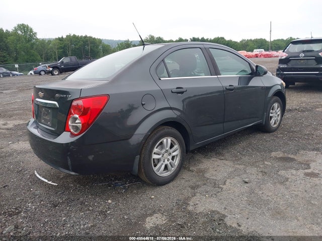 صورة 4 لـ 2014 Chevrolet SONIC LT AUTO