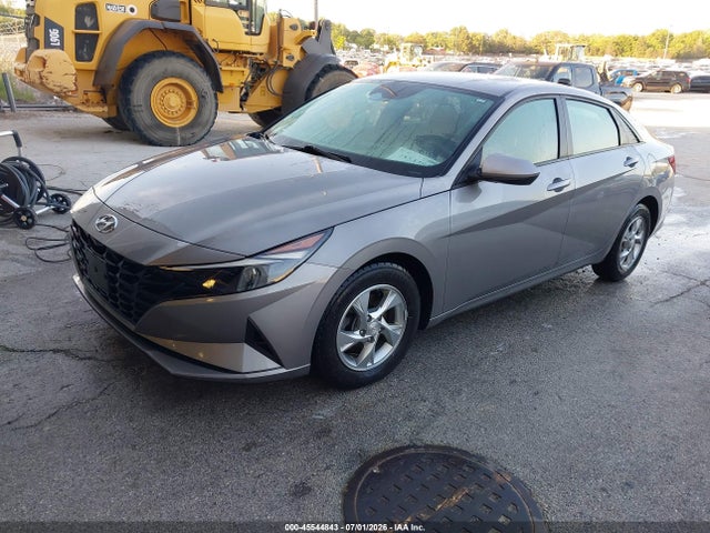 صورة 2 لـ 2023 Hyundai ELANTRA SE