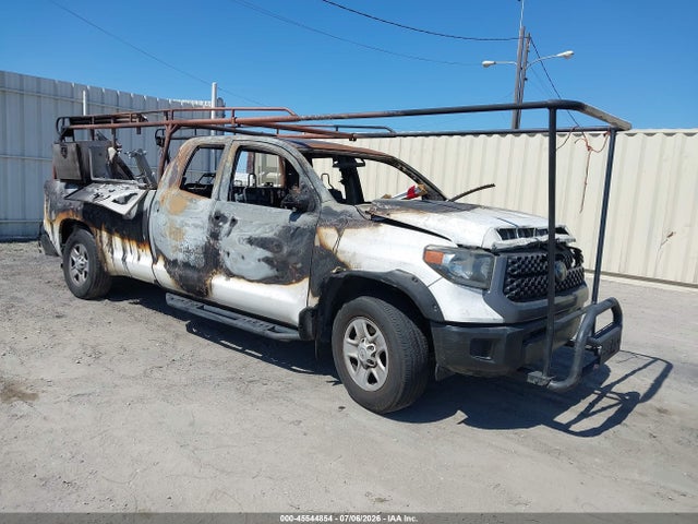 2018 TOYOTA TUNDRA SR 5.7L V8