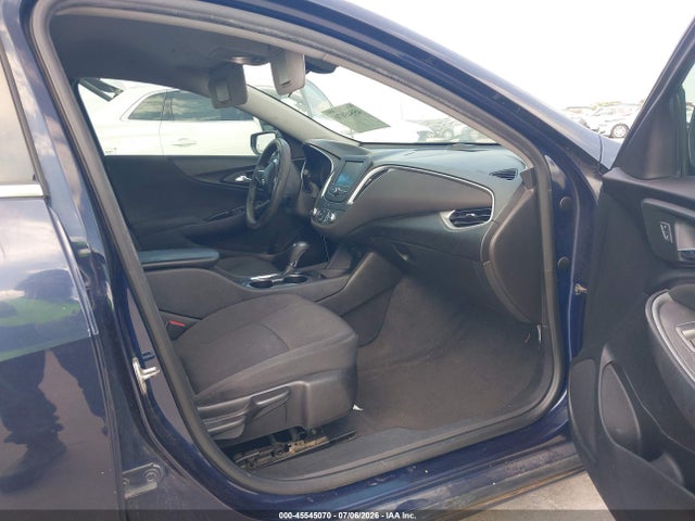 2016 Chevrolet MALIBU LS photo 5