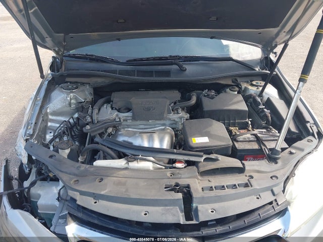 2016 Toyota CAMRY XLE photo 10
