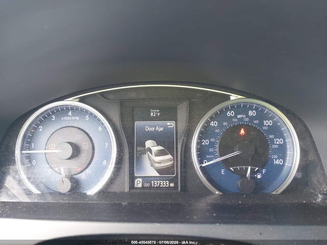 2016 Toyota CAMRY XLE photo 7