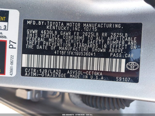 2016 Toyota CAMRY XLE photo 9