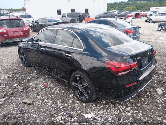 صورة 3 لـ 2020 Mercedes-BENZ A 220