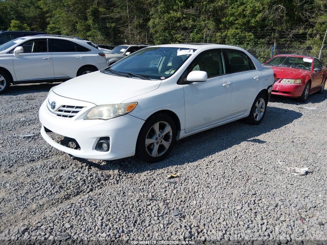 2013 Toyota COROLLA LE 照片 2