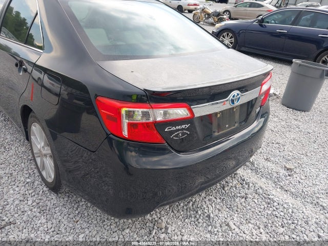 2013 Toyota CAMRY HYBRID XLE photo 6