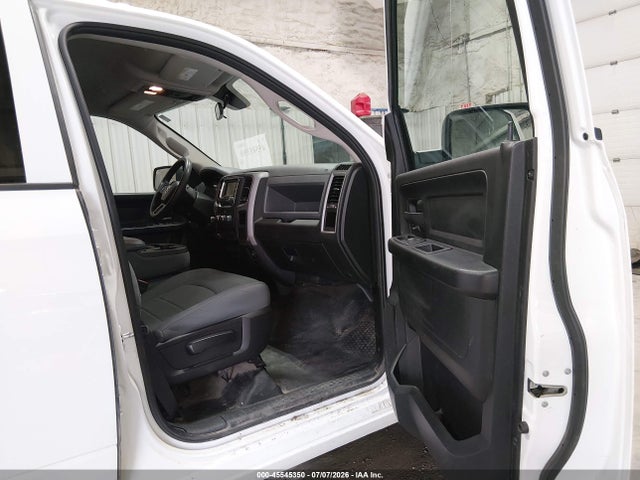 صورة 5 لـ 2018 RAM 1500 TRADESMAN 4X4 5'7 BOX