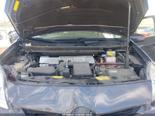 2014 Toyota PRIUS FOUR photo 10