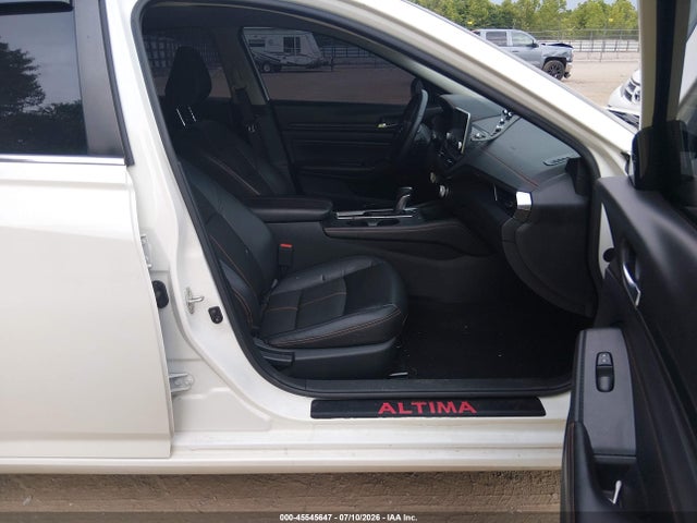 صورة 5 لـ 2020 Nissan ALTIMA SR FWD