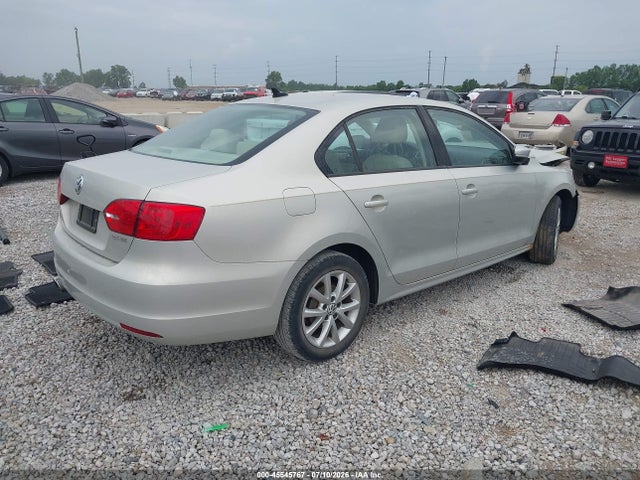 صورة 4 لـ 2011 Volkswagen JETTA 2.5L SE