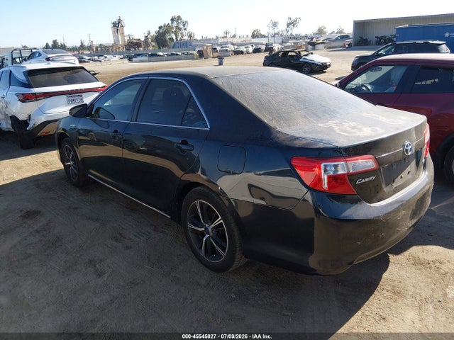 2014 Toyota CAMRY HYBRID LE — фото 3