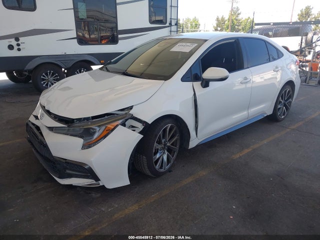 2022 Toyota COROLLA SE photo 2