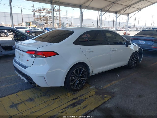 2022 Toyota COROLLA SE photo 4