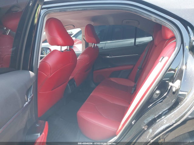 صورة 8 لـ 2020 Toyota CAMRY XSE