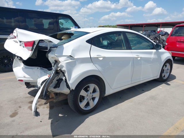 2013 Hyundai ELANTRA GLS — фото 4