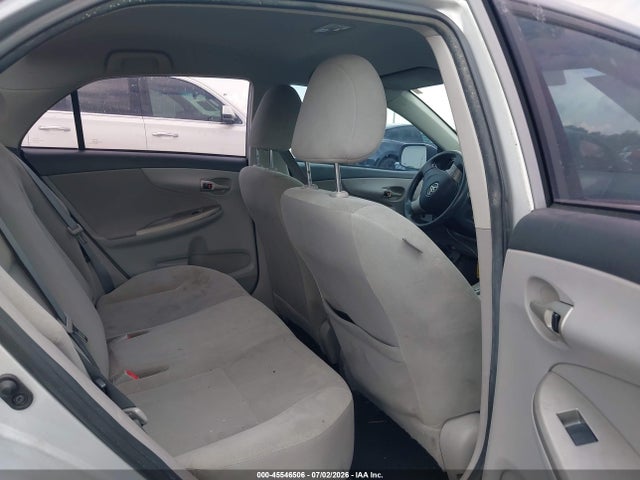 صورة 8 لـ 2013 Toyota COROLLA LE