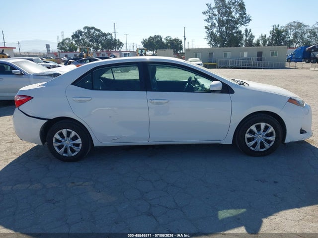 2017 Toyota COROLLA L thumbnail 13