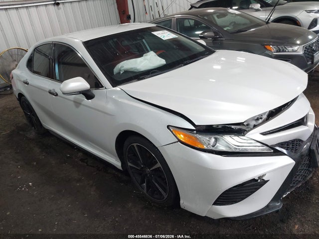 2020 TOYOTA CAMRY XSE