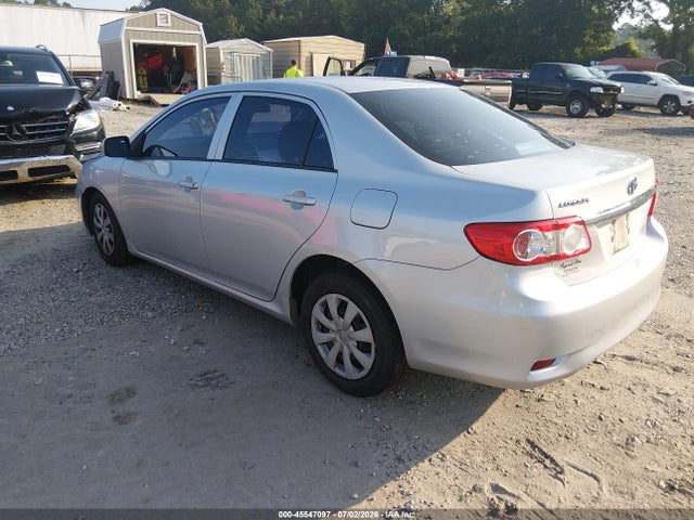 2013 Toyota COROLLA L photo 3