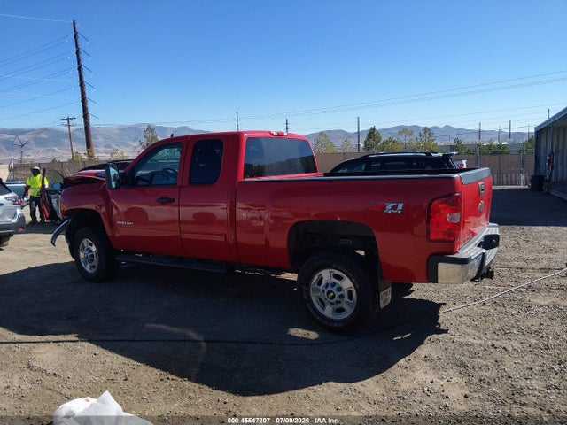 2011 Chevrolet SILVERADO 2500HD LT — фото 14