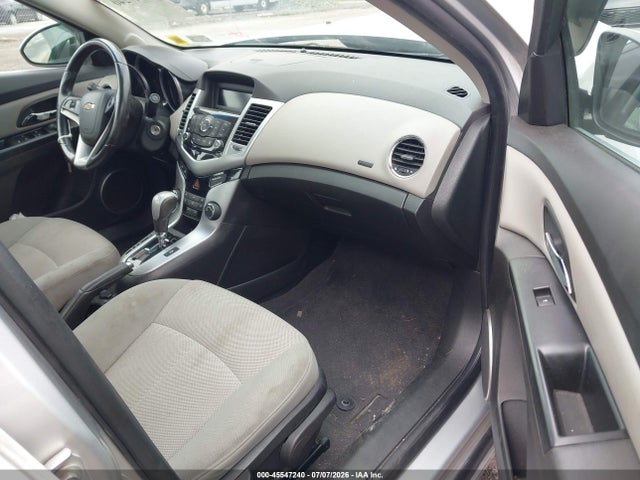 صورة 5 لـ 2011 Chevrolet CRUZE 1LT