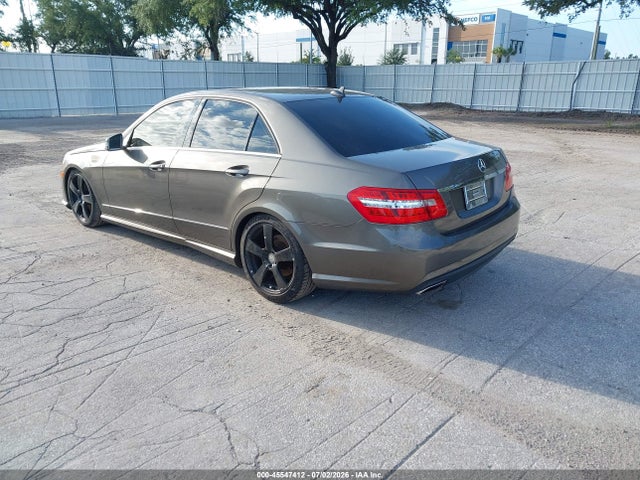 صورة 3 لـ 2011 Mercedes-BENZ E 350 4MATIC