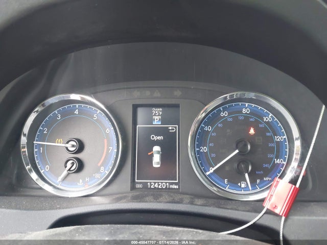 2018 Toyota COROLLA SE photo 7