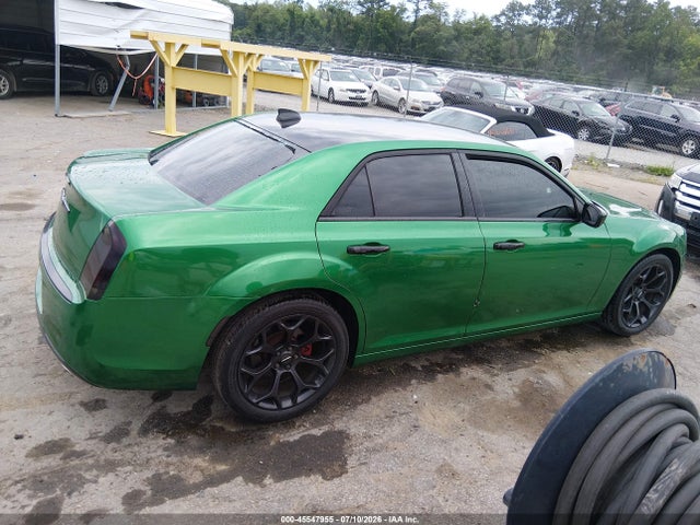 2019 Chrysler 300 300S 照片 13