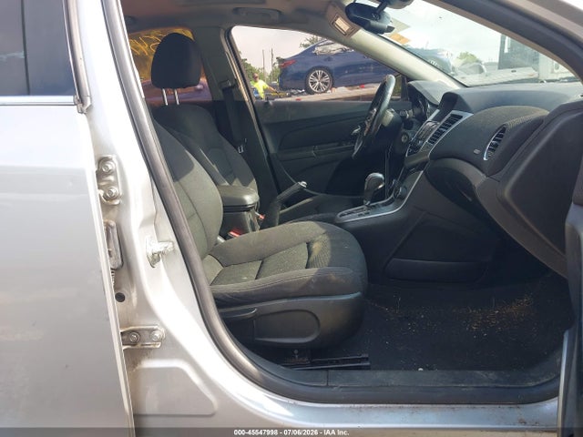 صورة 5 لـ 2013 Chevrolet CRUZE 1LT AUTO