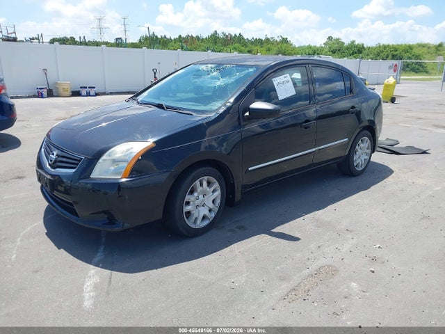 2012 Nissan SENTRA 2.0 S 照片 2