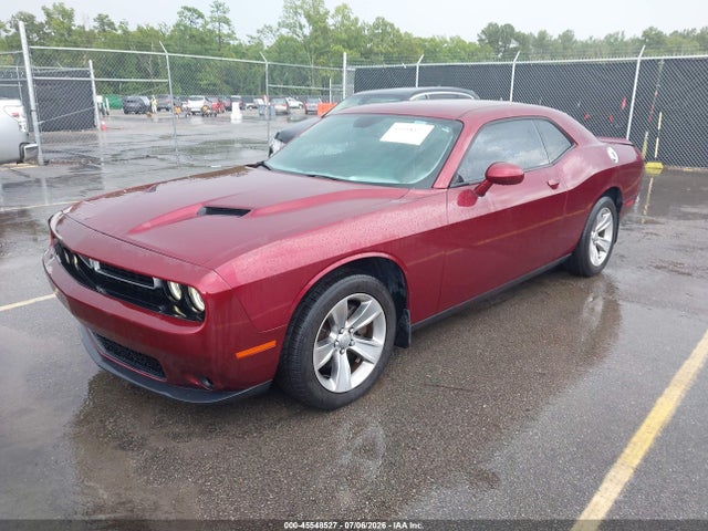 2020 Dodge CHALLENGER SXT — фото 2