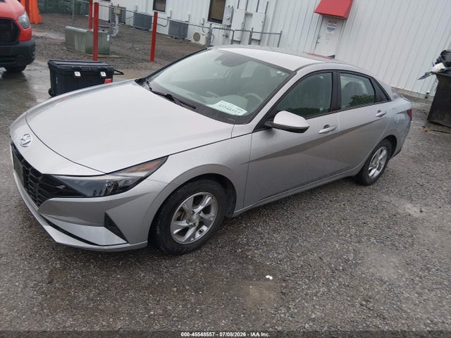 2021 Hyundai ELANTRA SE 照片 2