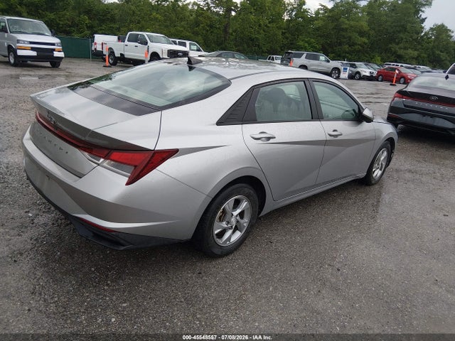 2021 Hyundai ELANTRA SE 照片 4