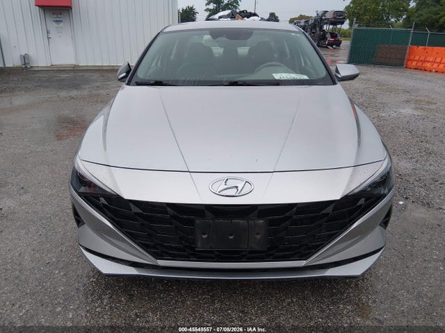 2021 Hyundai ELANTRA SE 照片 6