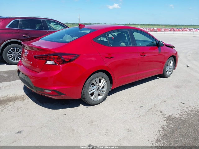 2020 Hyundai ELANTRA SEL photo 4