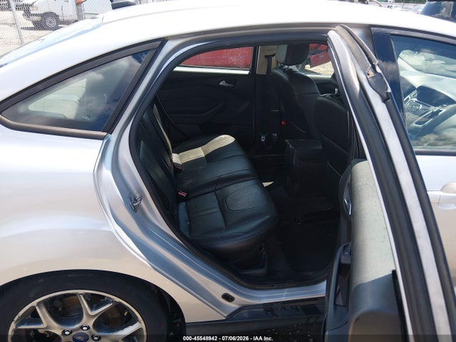 صورة 8 لـ 2014 FORD FOCUS SE