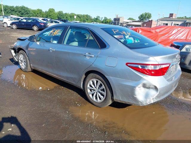 صورة 3 لـ 2015 Toyota CAMRY LE