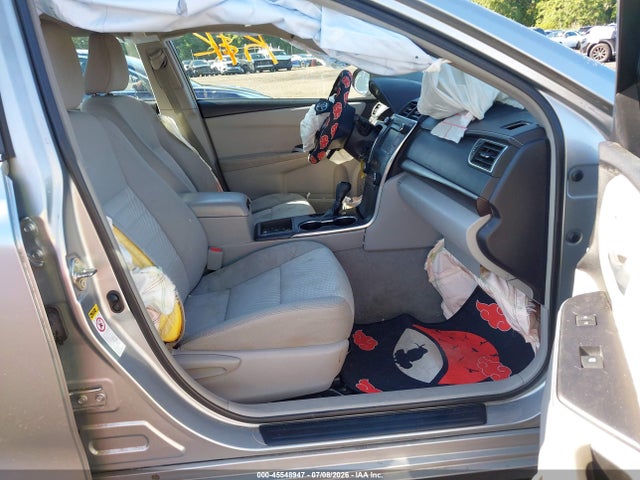 صورة 5 لـ 2015 Toyota CAMRY LE