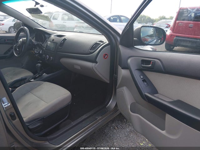 صورة 5 لـ 2010 KIA FORTE EX