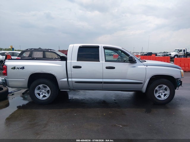 2005 Dodge DAKOTA SLT 缩略图 14