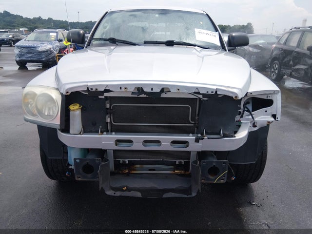 2005 Dodge DAKOTA SLT — фото 6