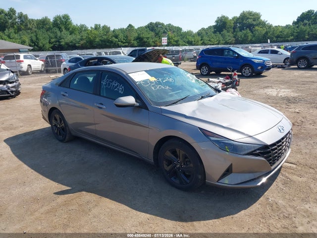 2021 HYUNDAI ELANTRA SEL