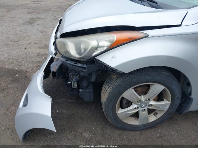 صورة 6 لـ 2013 Hyundai ELANTRA GLS
