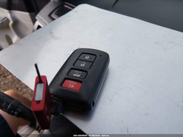 2013 Toyota CAMRY HYBRID XLE thumbnail 11