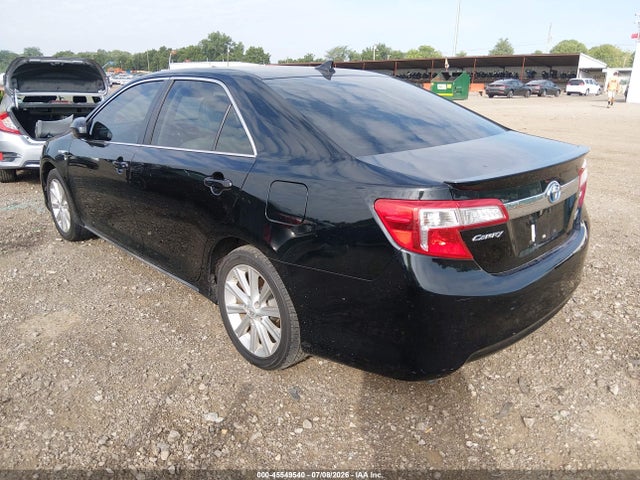 2013 Toyota CAMRY HYBRID XLE photo 3