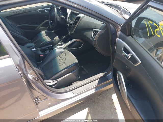 صورة 5 لـ 2013 Hyundai VELOSTER BASE W/BLACK